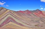 Save 10%! Small Group Full Day Tour to Vinicunca Mountain from Cusco